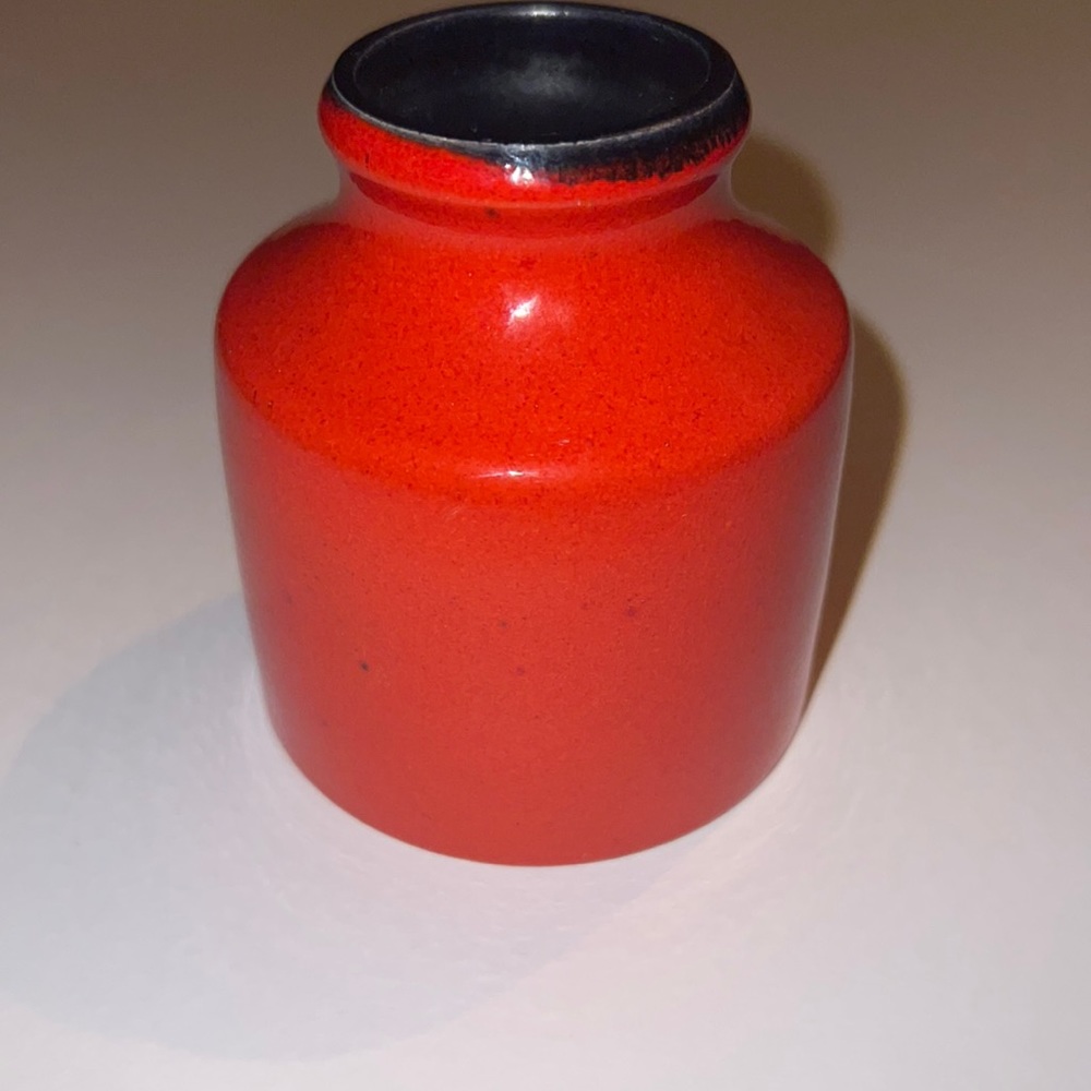 Vintage Zunfthaus ceramic vase, red/orange “lava” Bud Vase 3” tall 2.5”wide